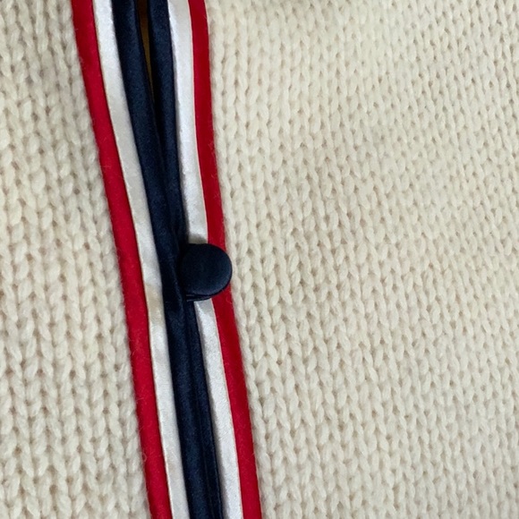 Fully Fashioned sweater/cardigan 6 blue button, navy,white, and red ribbon - Picture 6 of 6